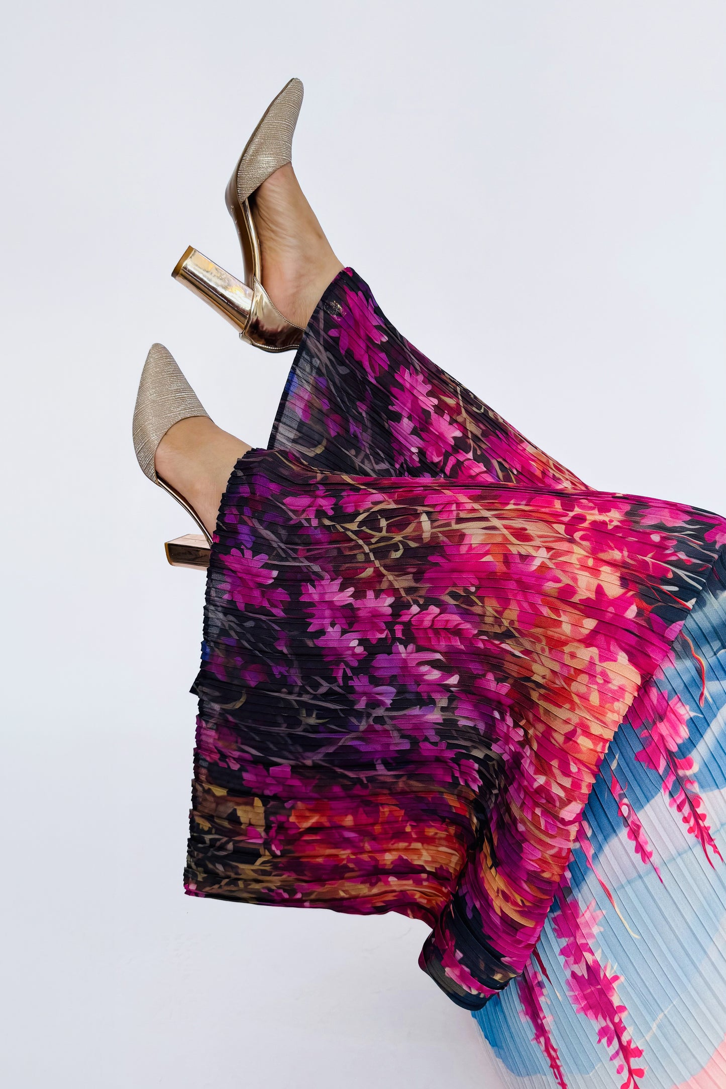 LUPINE VALLEY PLEATED PANT