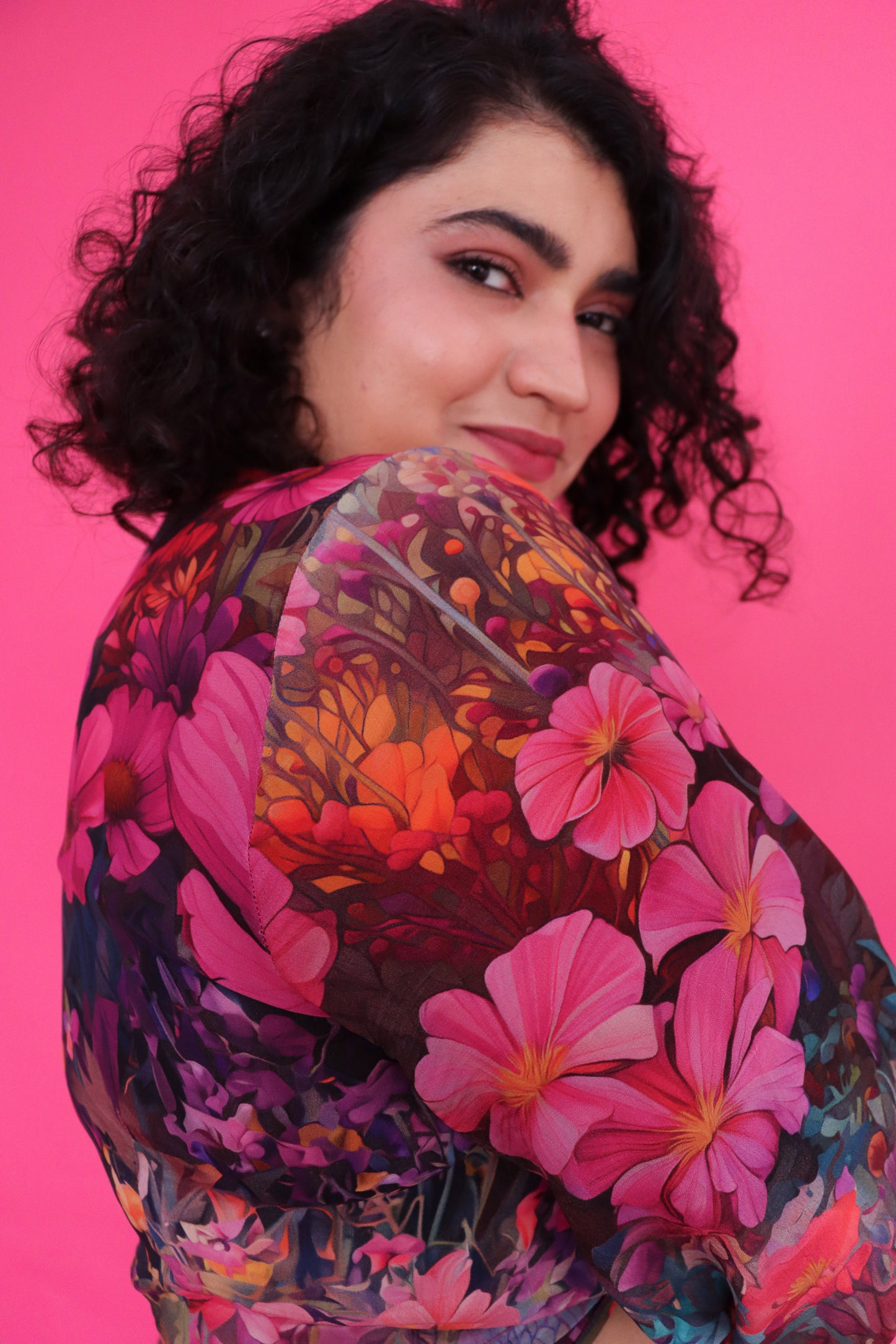 VALLEY OF FLOWERS- WRAP TOP