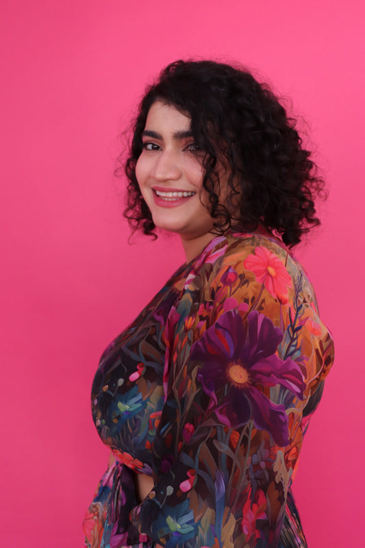 VALLEY OF FLOWERS- WRAP TOP